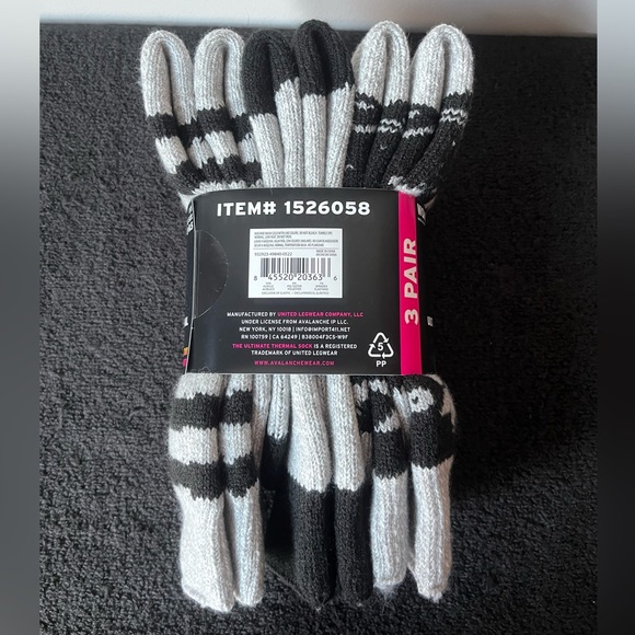 Avalanche Ultimate Thermal Crew Socks (set of 3) - Picture 4 of 4